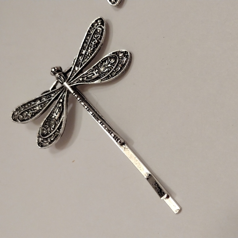 HP!! NWT Set of Two Adorable Boho Silver Dragonfly Hair Clips/Bobby Pins! - Picture 11 of 13